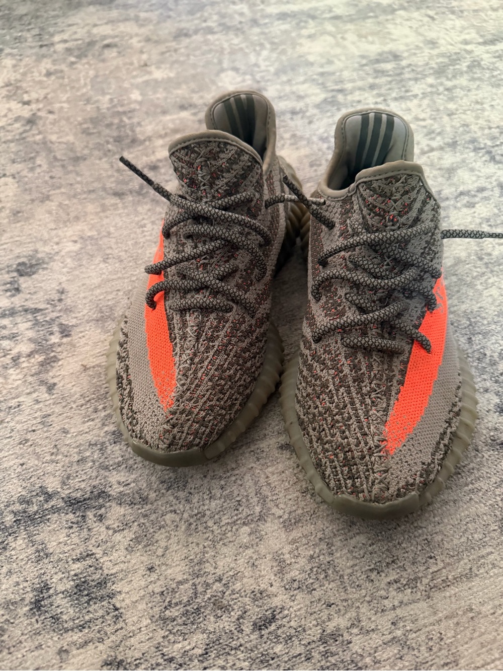 Yeezy Boost 350 - Picture 2 of 3